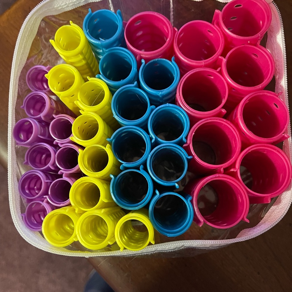 Conair Colorful plastic magnet snap over hair rollers. 36 rollers!   NWOT! - Picture 3 of 3